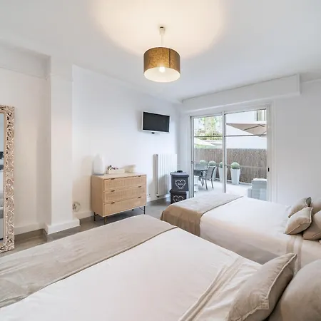 3 Pièces Rénové - Terrasse D'angle - Proche Croisette * Cannes